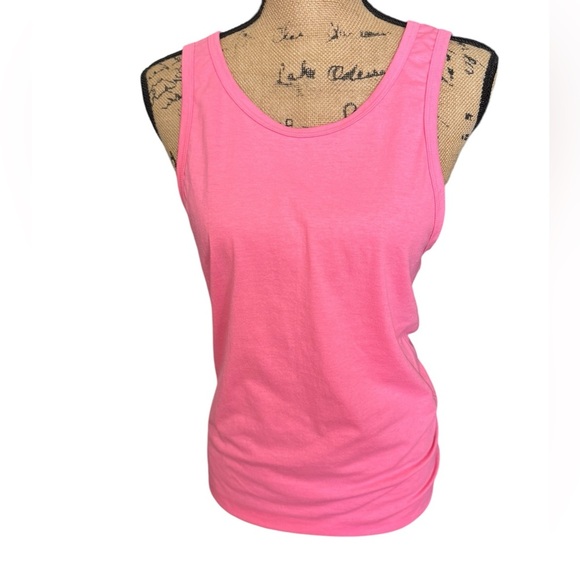 District Tops - District Tank Top. Size XS pink.